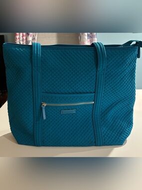 Vera Bradley Quilted Microfiber Tote in Bahama Bay